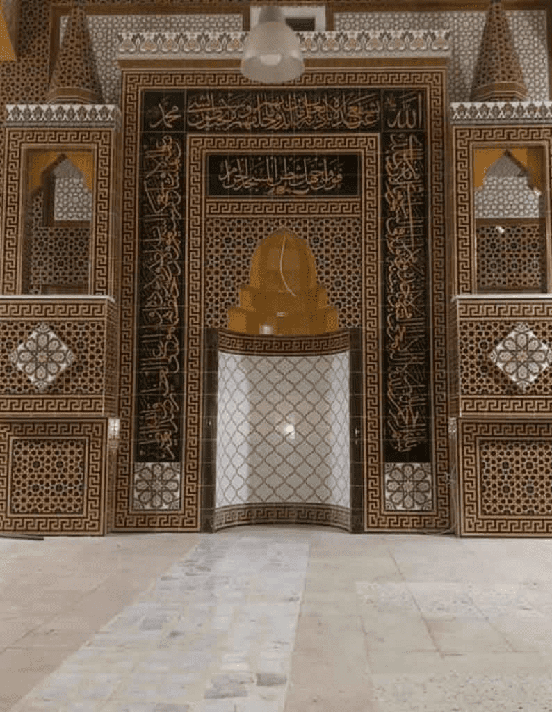 Mihrab, Pulpit, and Lectern-04