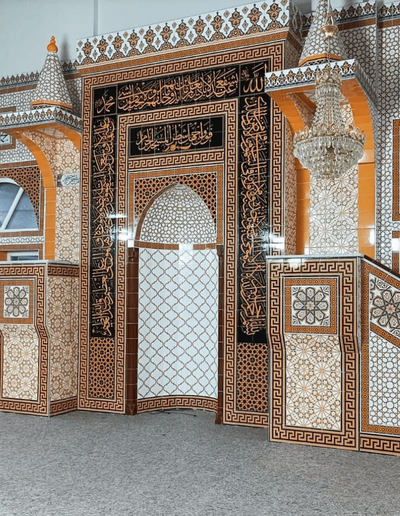 Mihrab, Pulpit, and Lectern-07