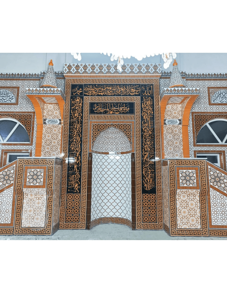 Mihrab, Pulpit, and Lectern-08